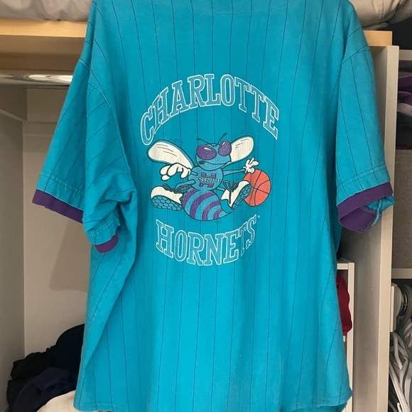 Vintage Charlotte Hornets Baseball Style Button Down - Picture 1 of 2